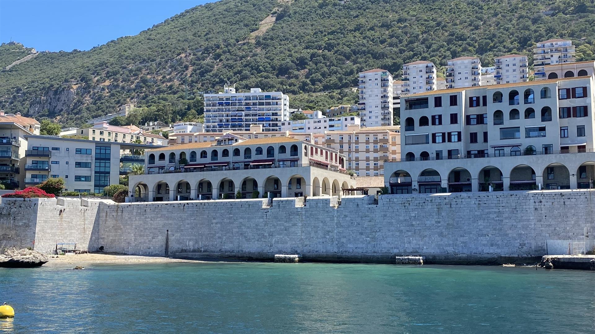 Image of Apartment - 3 Bedrooms - 2 Bathrooms for Sale in Rosia Plaza-Gibraltar, Image 16